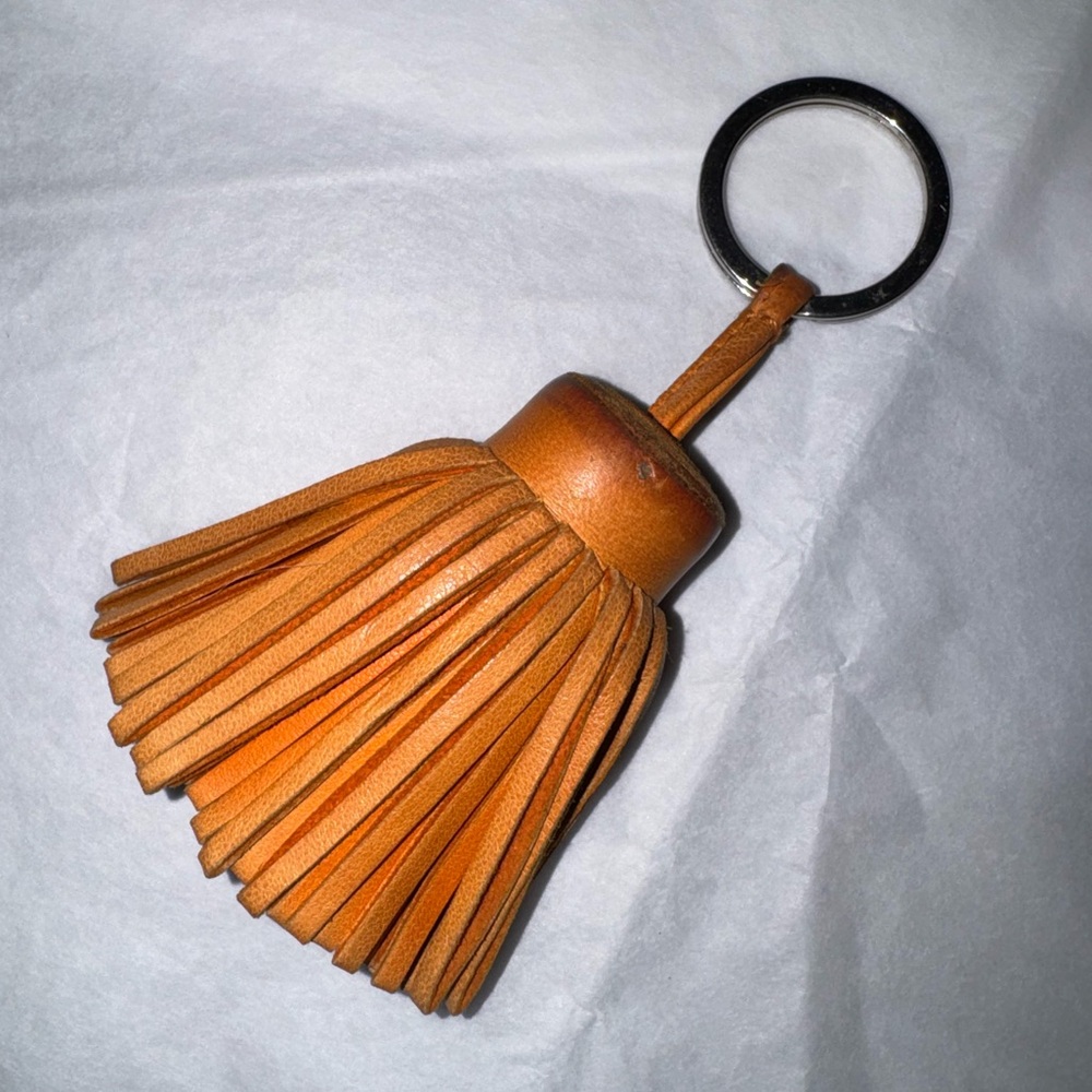 Hermès AUTHENTIC Carmen Leather Yellow Orange Fringe Key Ring Bag Charm - Picture 7 of 16